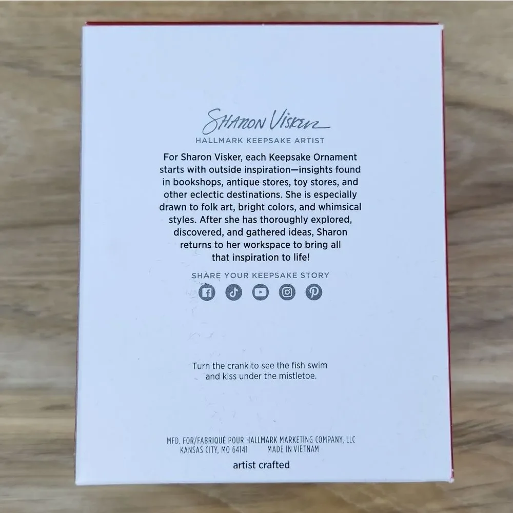 Hallmark 52 42